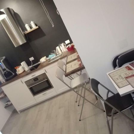 Hôtel R&B Via Barozzi 6 à Bologne Extérieur photo