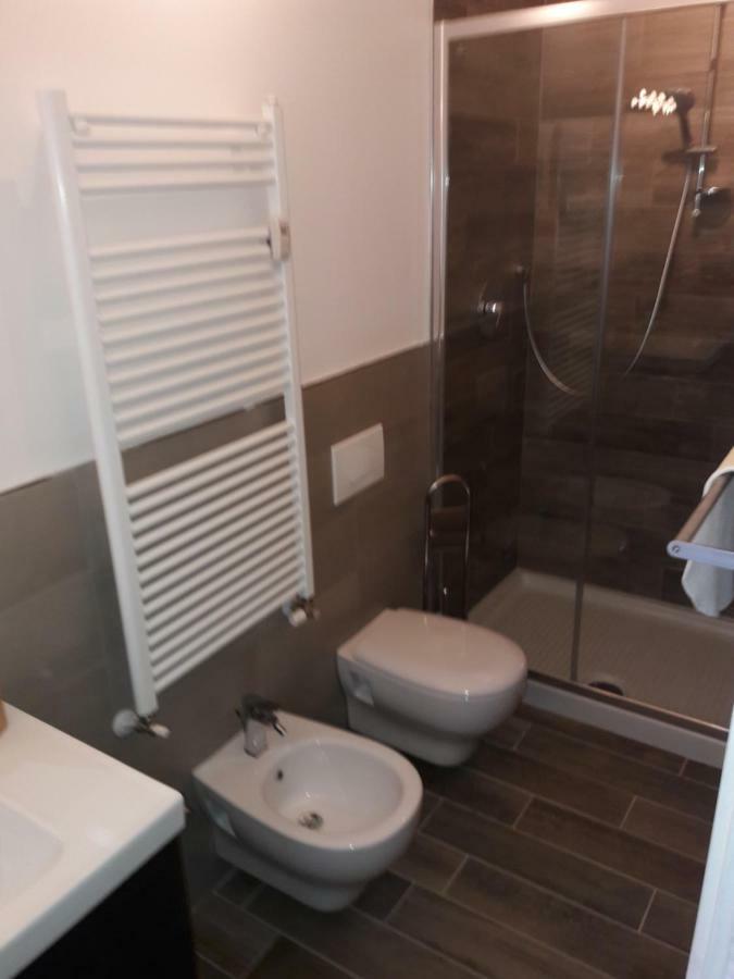Hôtel R&B Via Barozzi 6 à Bologne Extérieur photo